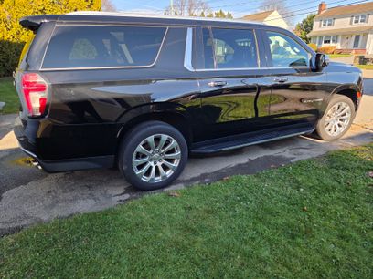 Used 2021 Chevrolet Suburban Premier w/ Premium Package