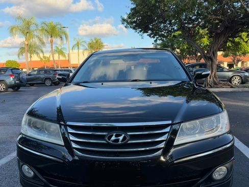 Used 2011 Hyundai Azera Limited image 2