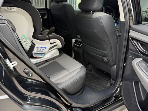 Used 2025 Subaru Outback Onyx Edition XT image 6