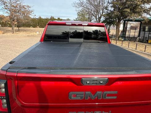 Used 2023 GMC Sierra 1500 Denali image 4