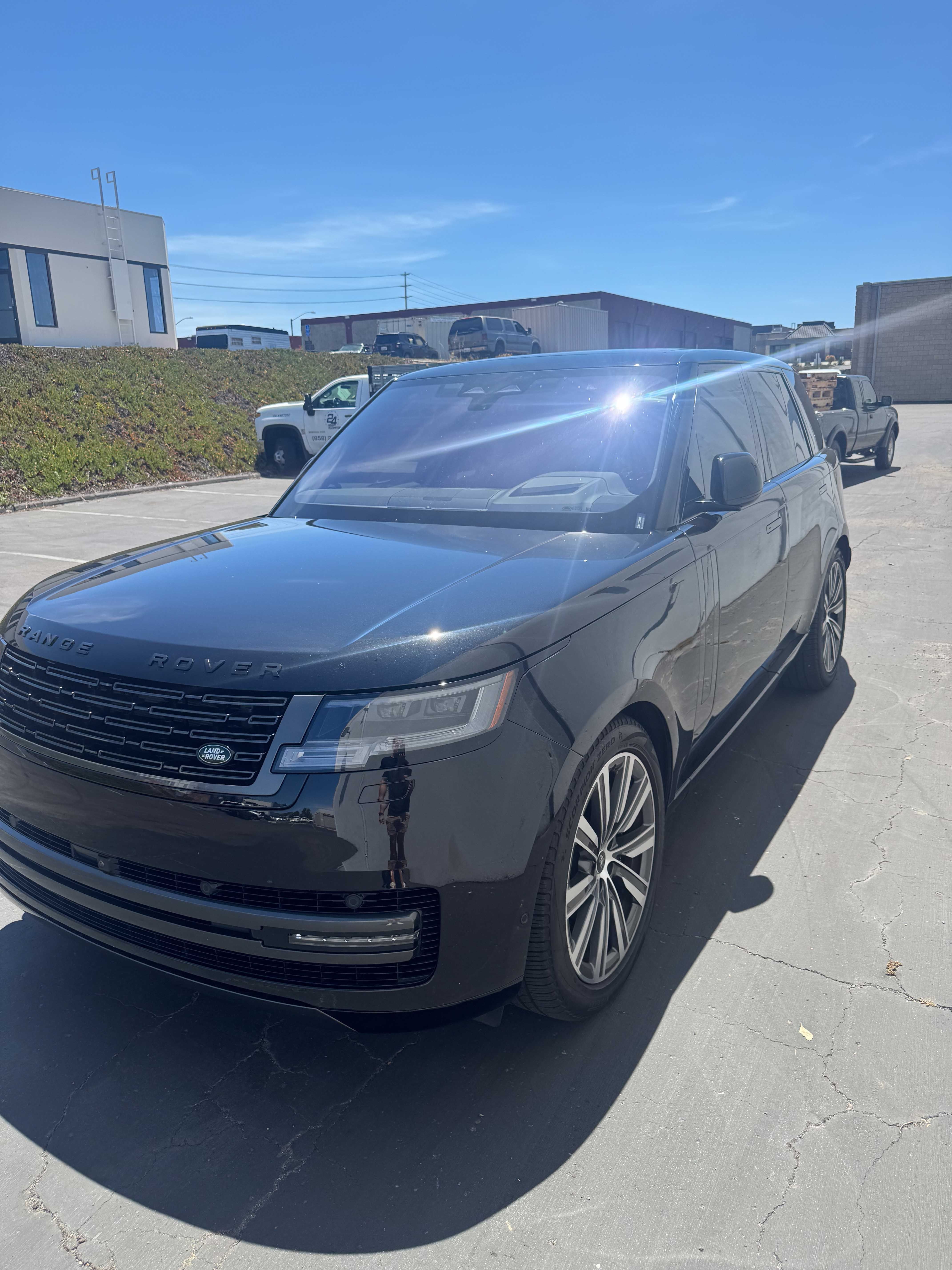 Used 2023 Land Rover Range Rover SE AWD/4WD image 8