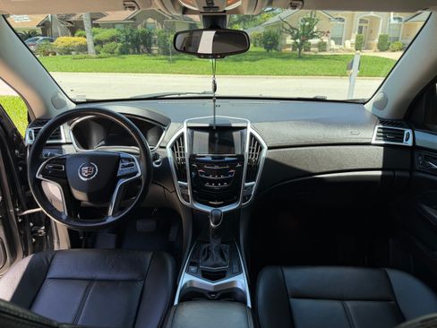 Used 2013 Cadillac SRX FWD image 11