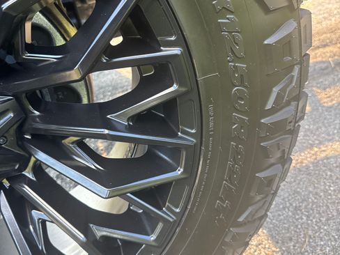 Used 2025 Chevrolet Silverado 2500 LT w/ All Star Edition image 14