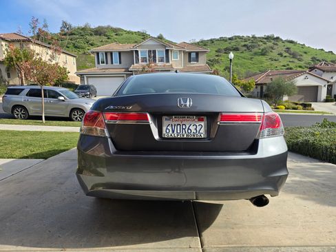 Used 2012 Honda Accord EX-L image 8