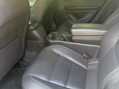 Used 2013 Chevrolet Volt Premium w/ Premium Trim Package FWD image 16