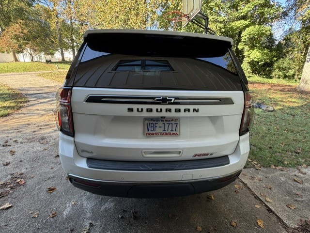 Used 2021 Chevrolet Suburban RST w/ Luxury Package AWD/4WD image 10