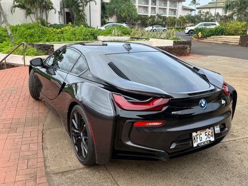 Used 2019 BMW i8 Coupe image 4