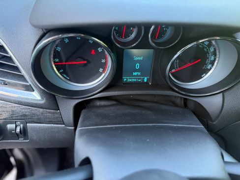 Used 2015 Buick Encore Leather AWD/4WD image 8