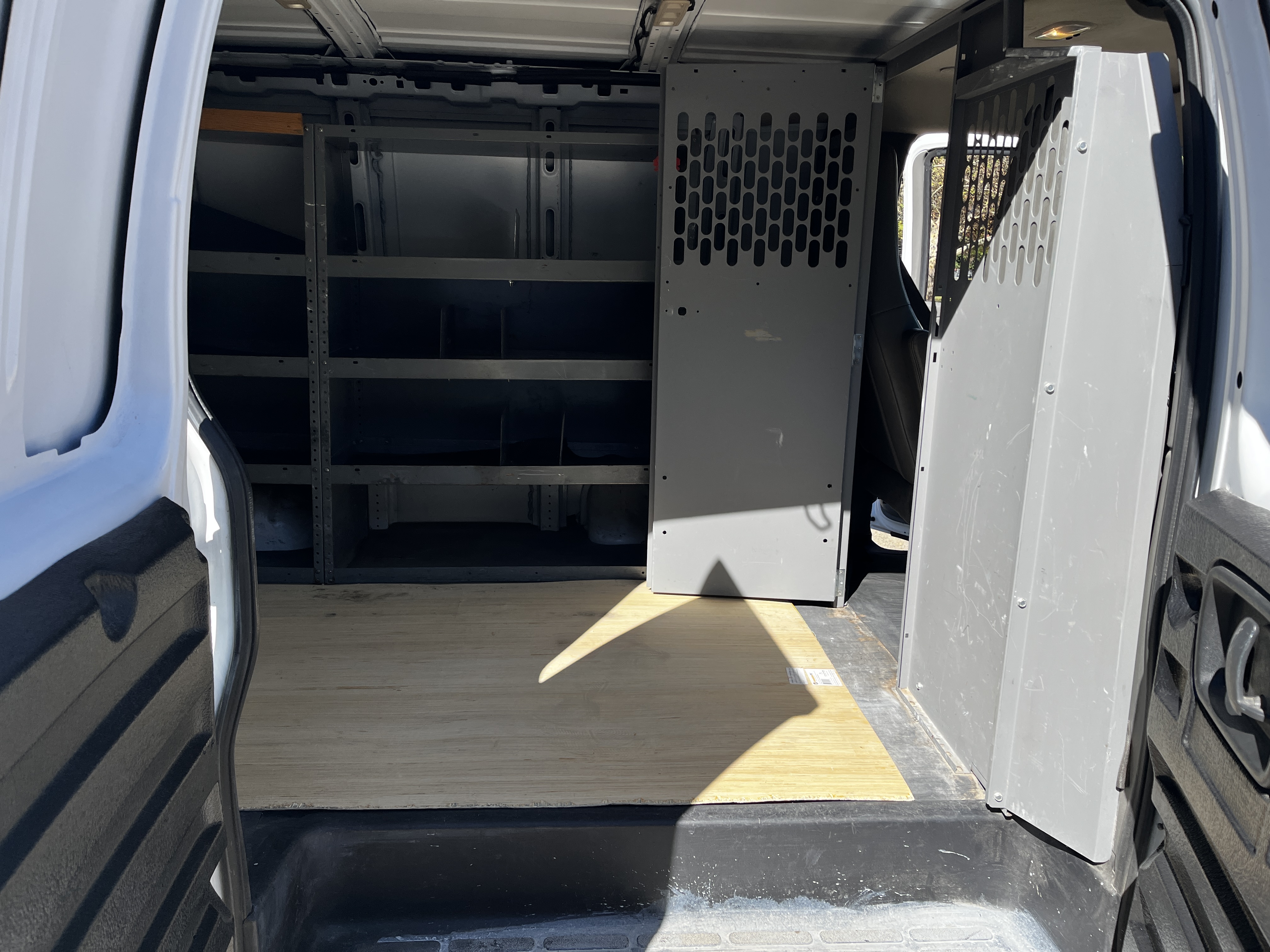 Used 2019 Chevrolet Express 2500 w/ Driver Convenience Package RWD image 11
