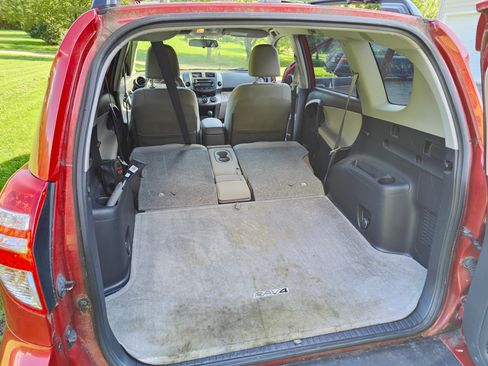 Used 2012 Toyota RAV4 4WD image 14