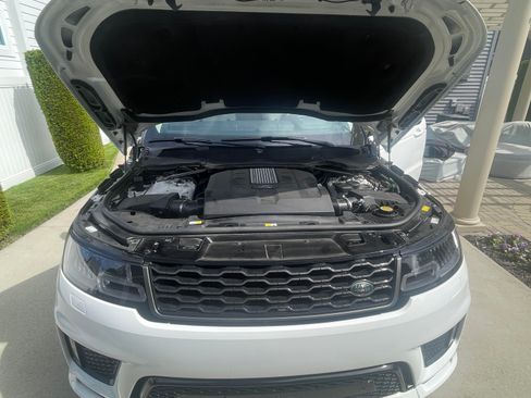 Used 2018 Land Rover Range Rover Sport Supercharged AWD/4WD image 13