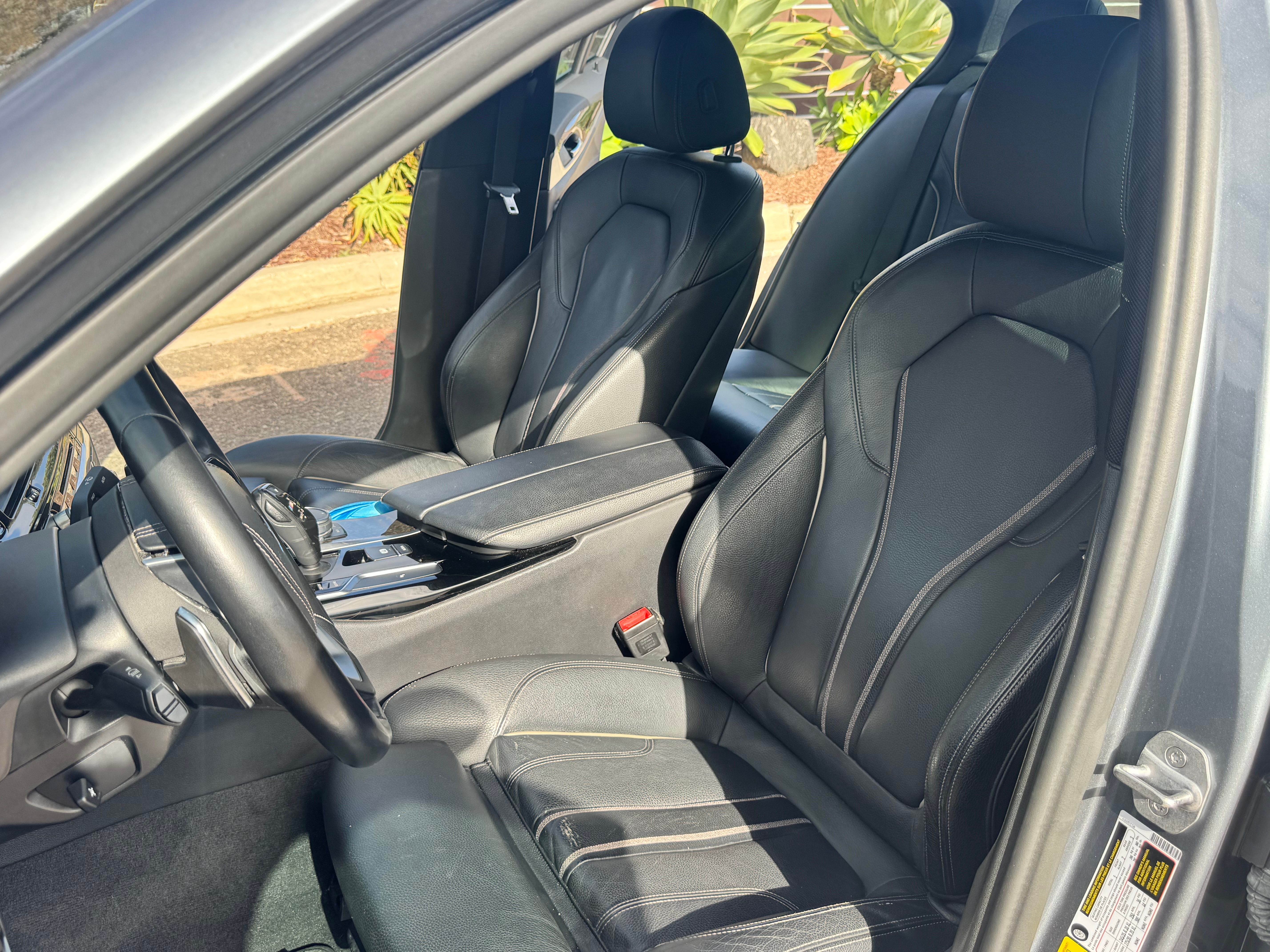 Used 2017 BMW 540i RWD image 10
