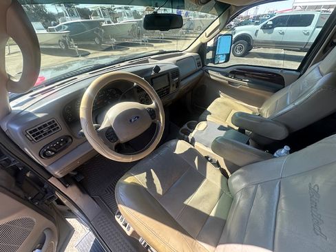Used 2003 Ford Excursion Limited image 16