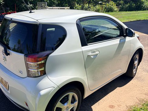 Used 2014 Scion iQ FWD image 16
