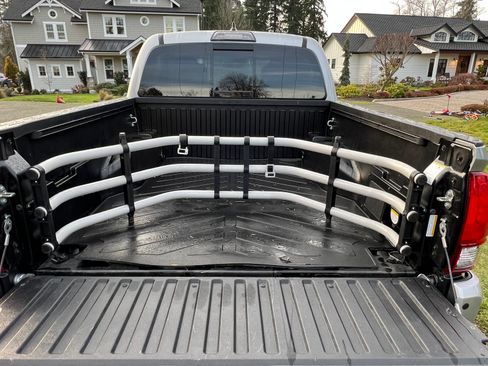 Used 2019 Toyota Tacoma TRD Off-Road image 12