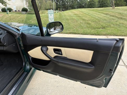 Used 1999 BMW Z3 2.8 RWD image 17