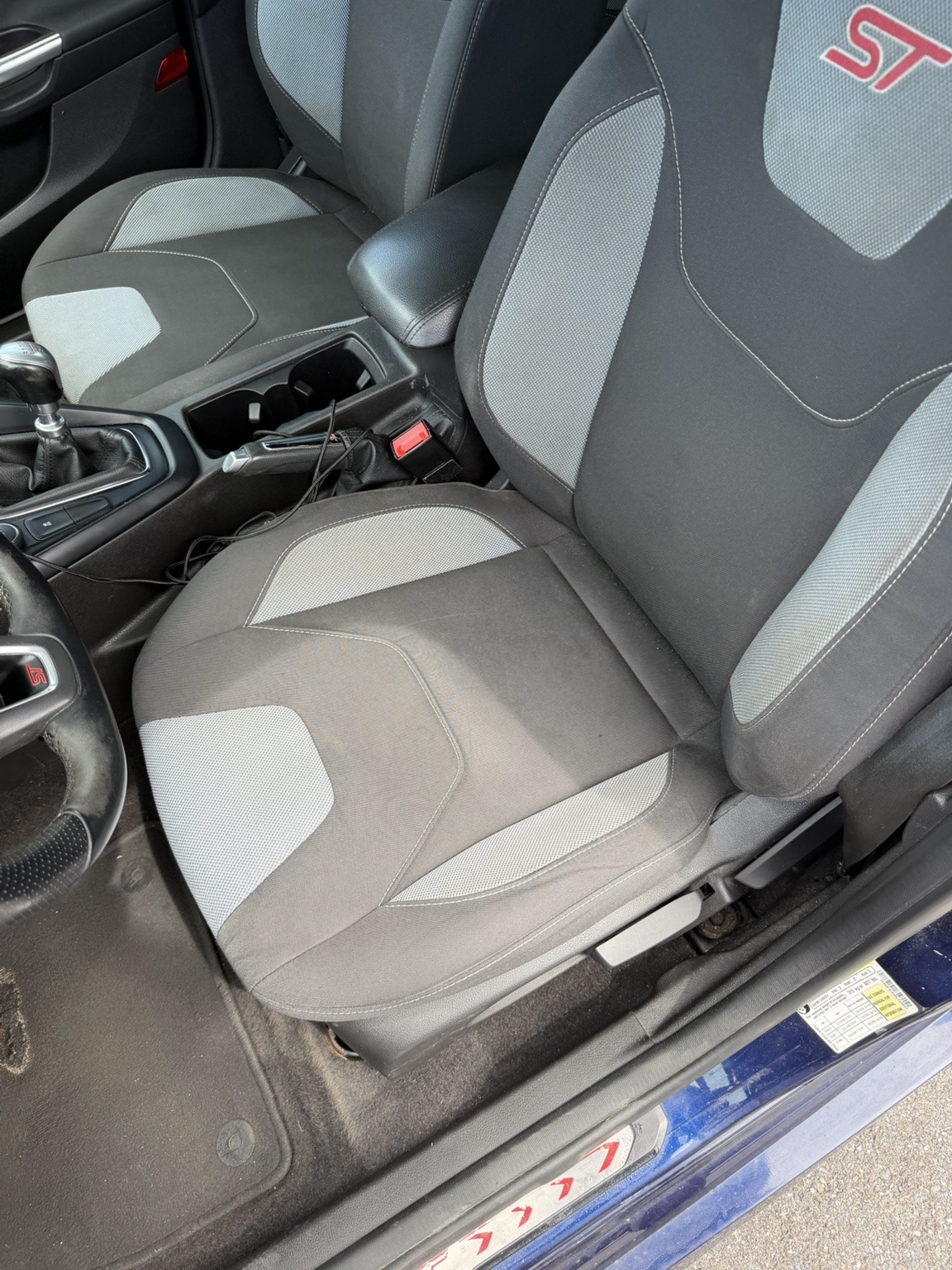 Used 2017 Ford Focus ST FWD image 12
