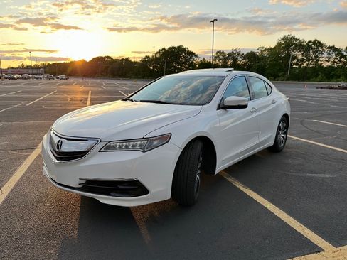 Used 2015 Acura TLX FWD image 8