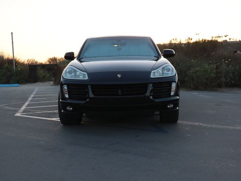 Used 2009 Porsche Cayenne S image 9