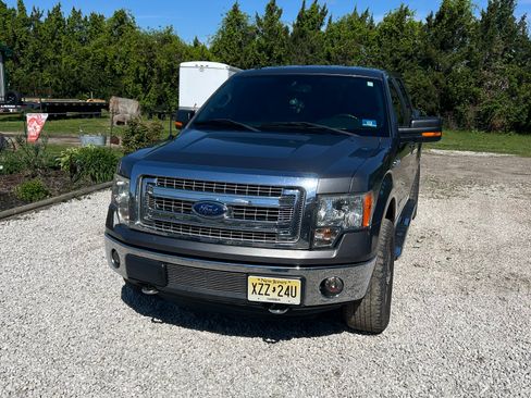 Used 2013 Ford F150 XLT w/ Luxury Equipment Group AWD/4WD image 2