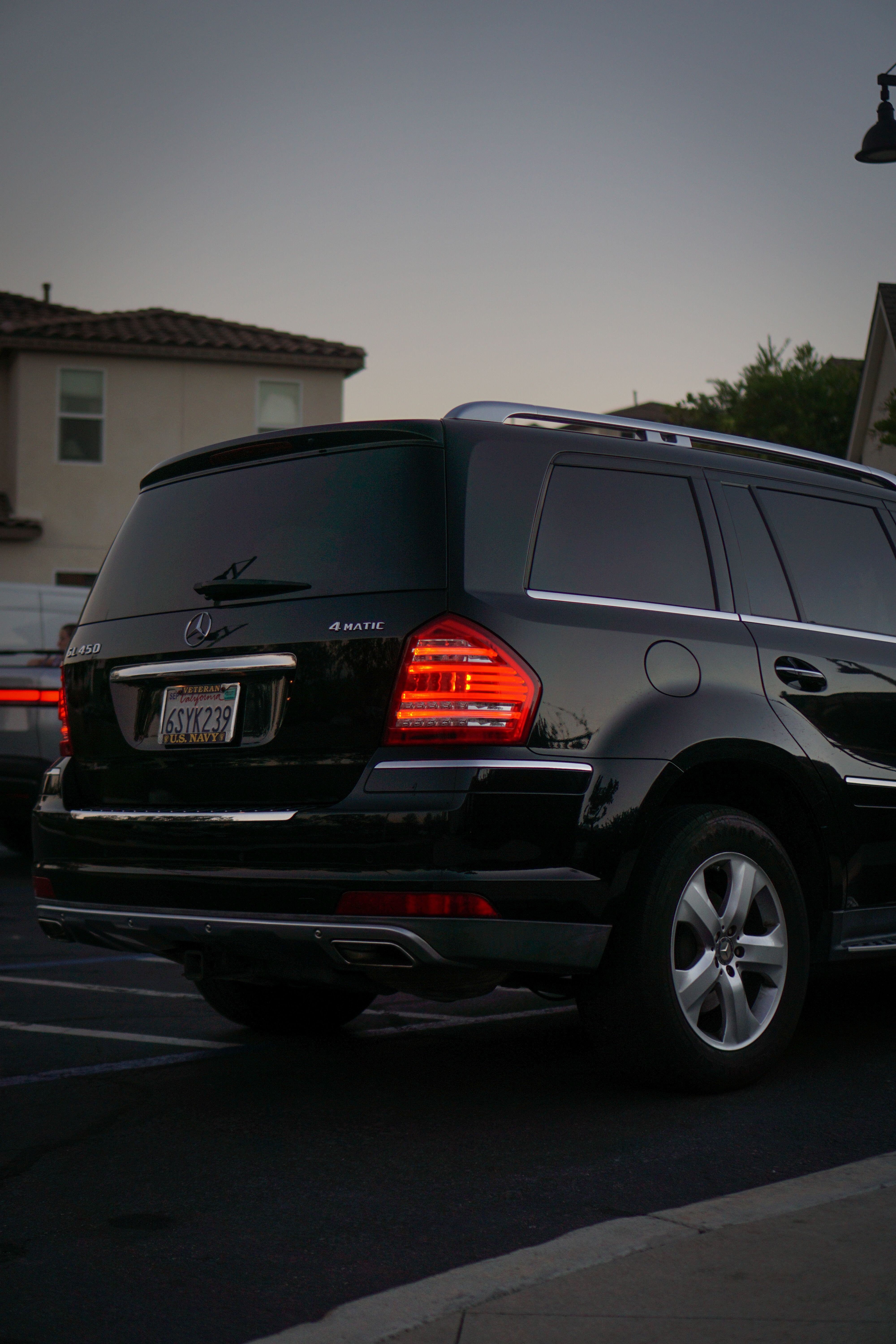 Used 2011 Mercedes-Benz GL 450 4MATIC image 5