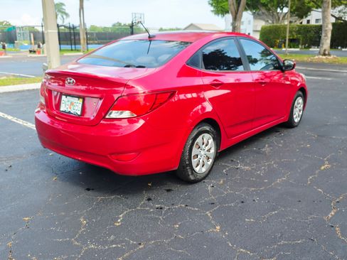 Used 2015 Hyundai Accent GLS FWD image 6