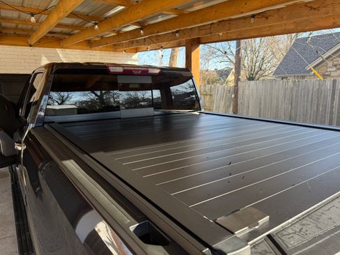 Used 2022 GMC Sierra 1500 Denali Ultimate image 9