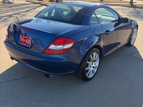 Used 2005 Mercedes-Benz SLK 350 image 6