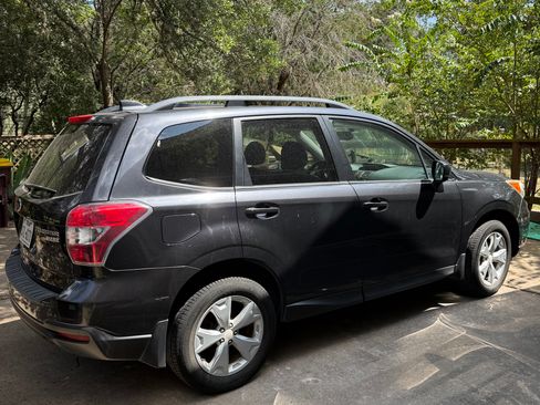 Used 2016 Subaru Forester 2.5i Premium AWD/4WD image 6