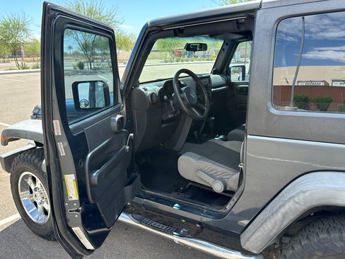 Used 2007 Jeep Wrangler X AWD/4WD image 14