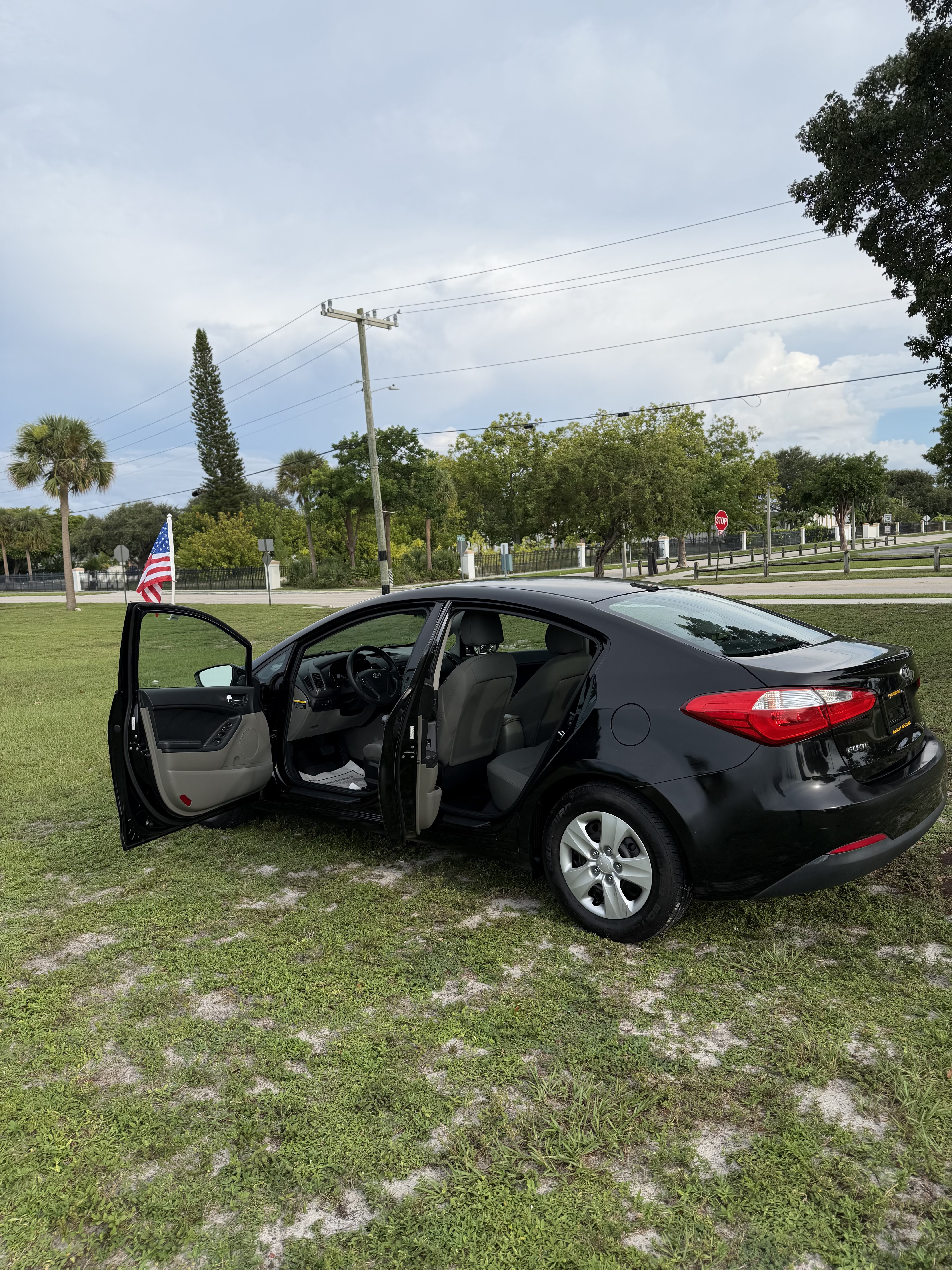 Used 2016 Kia Forte LX FWD image 12