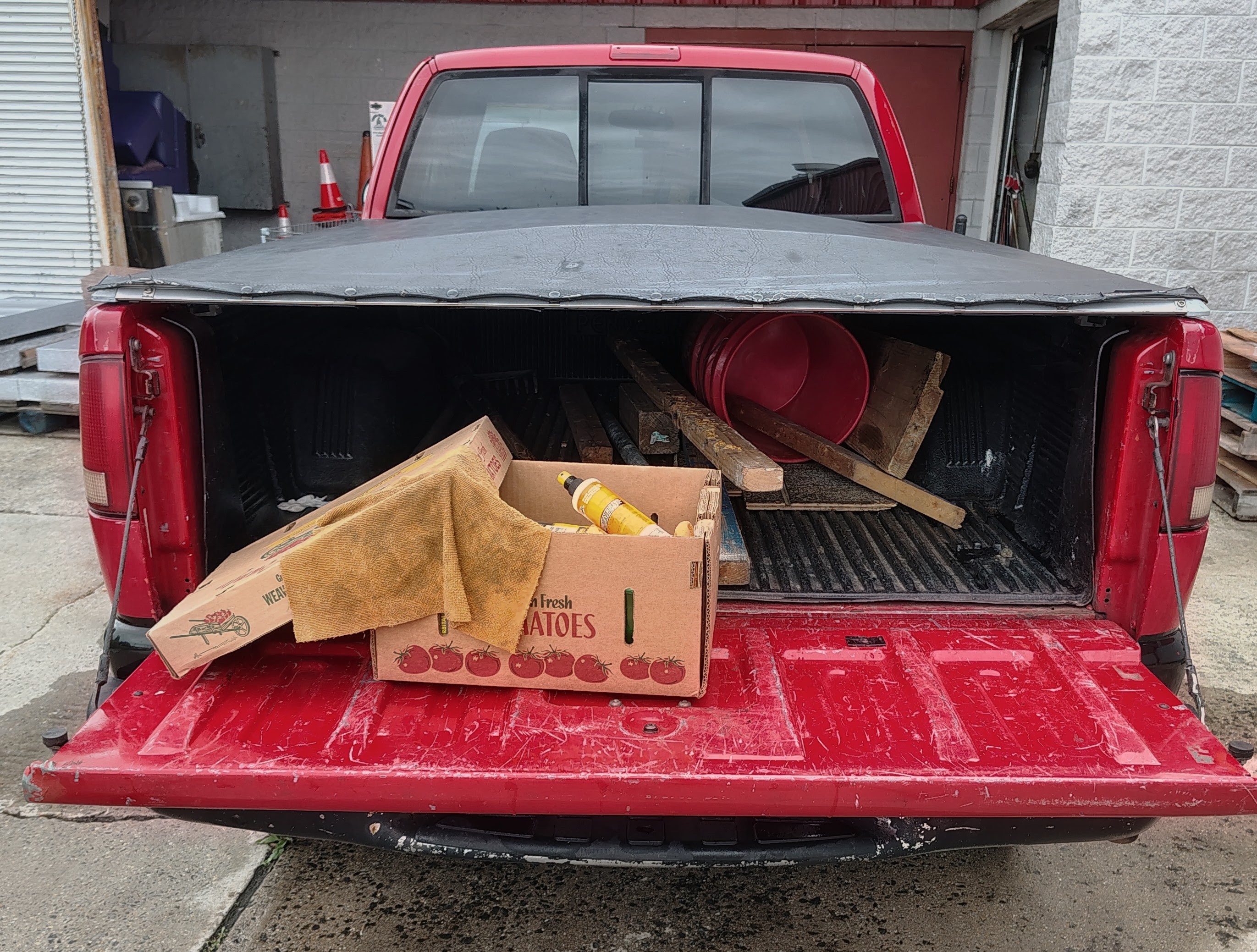 Used 2000 Chevrolet S10 Pickup 4x4 Extended Cab w/ Preferred Equipment Group image 30