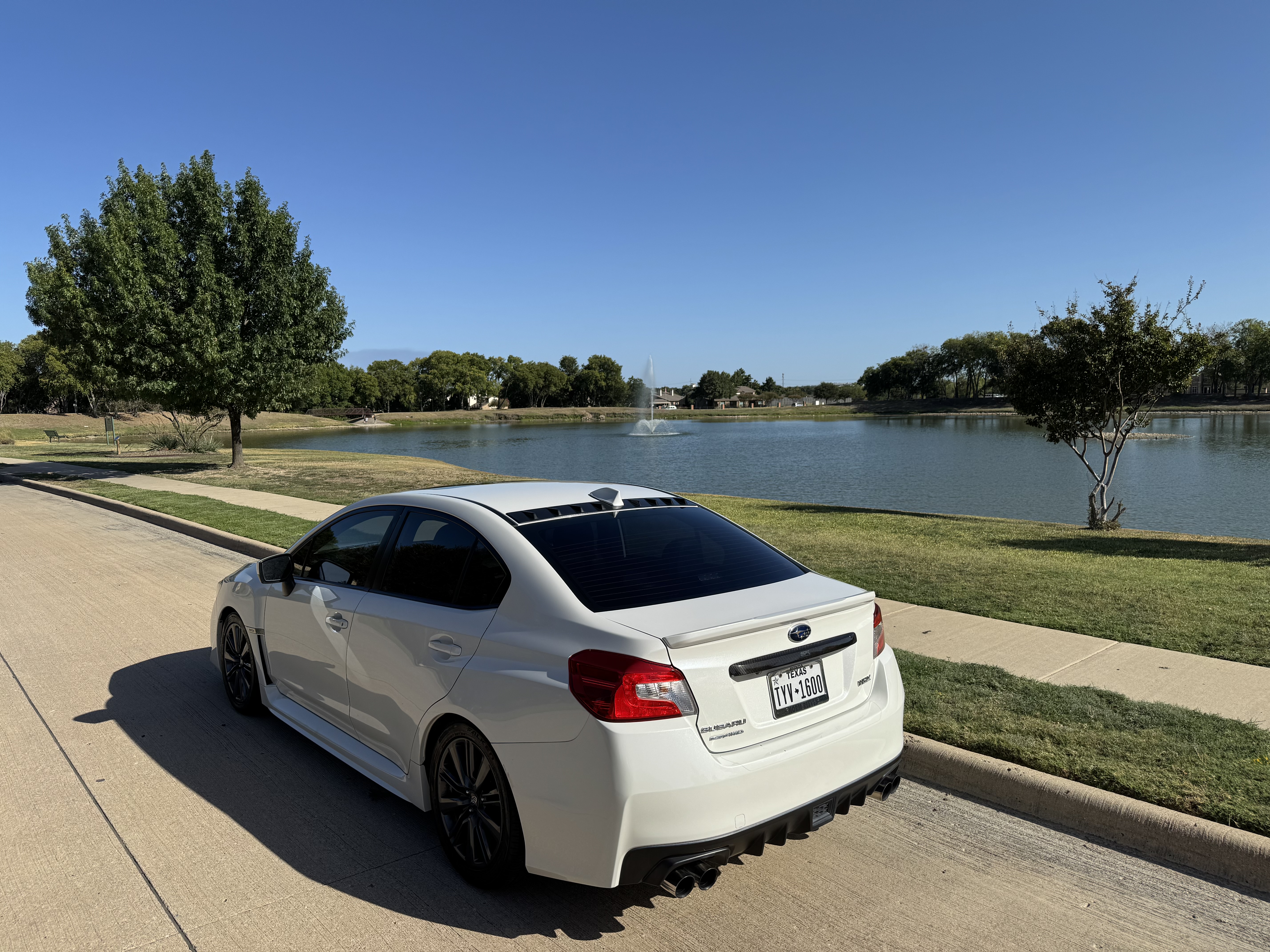 Used 2015 Subaru WRX Limited w/ Popular Package #3 AWD/4WD image 2