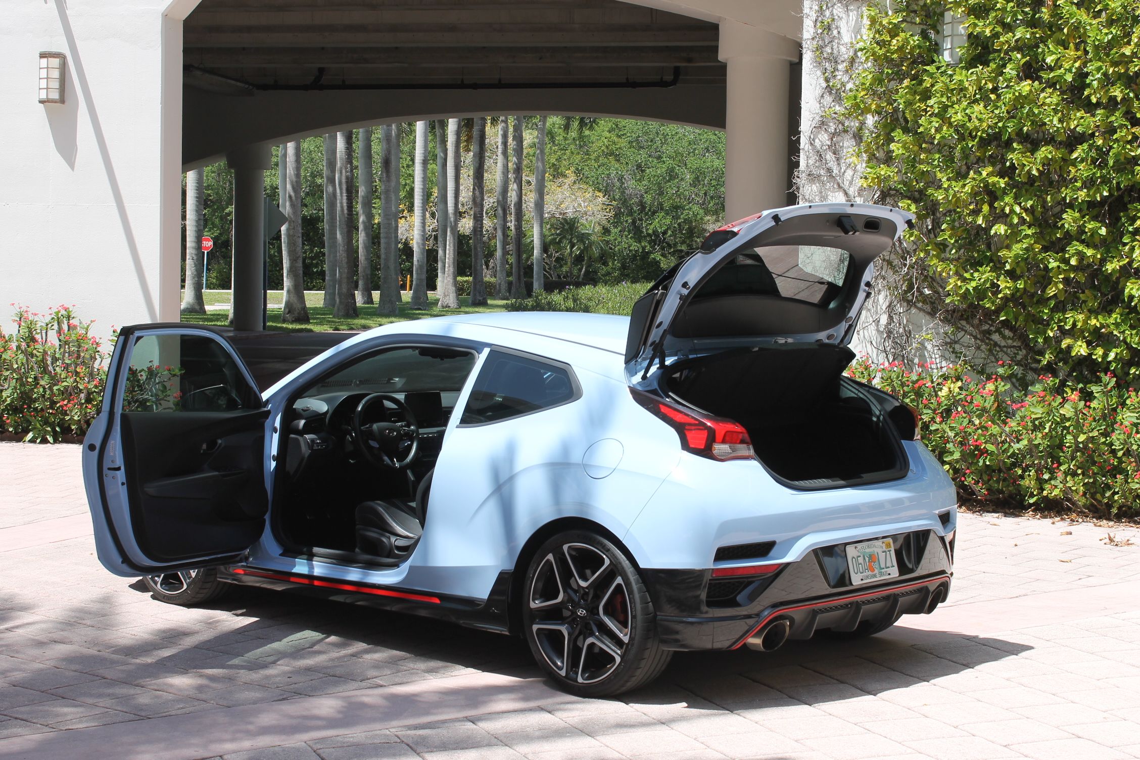 Used 2022 Hyundai Veloster N FWD image 15
