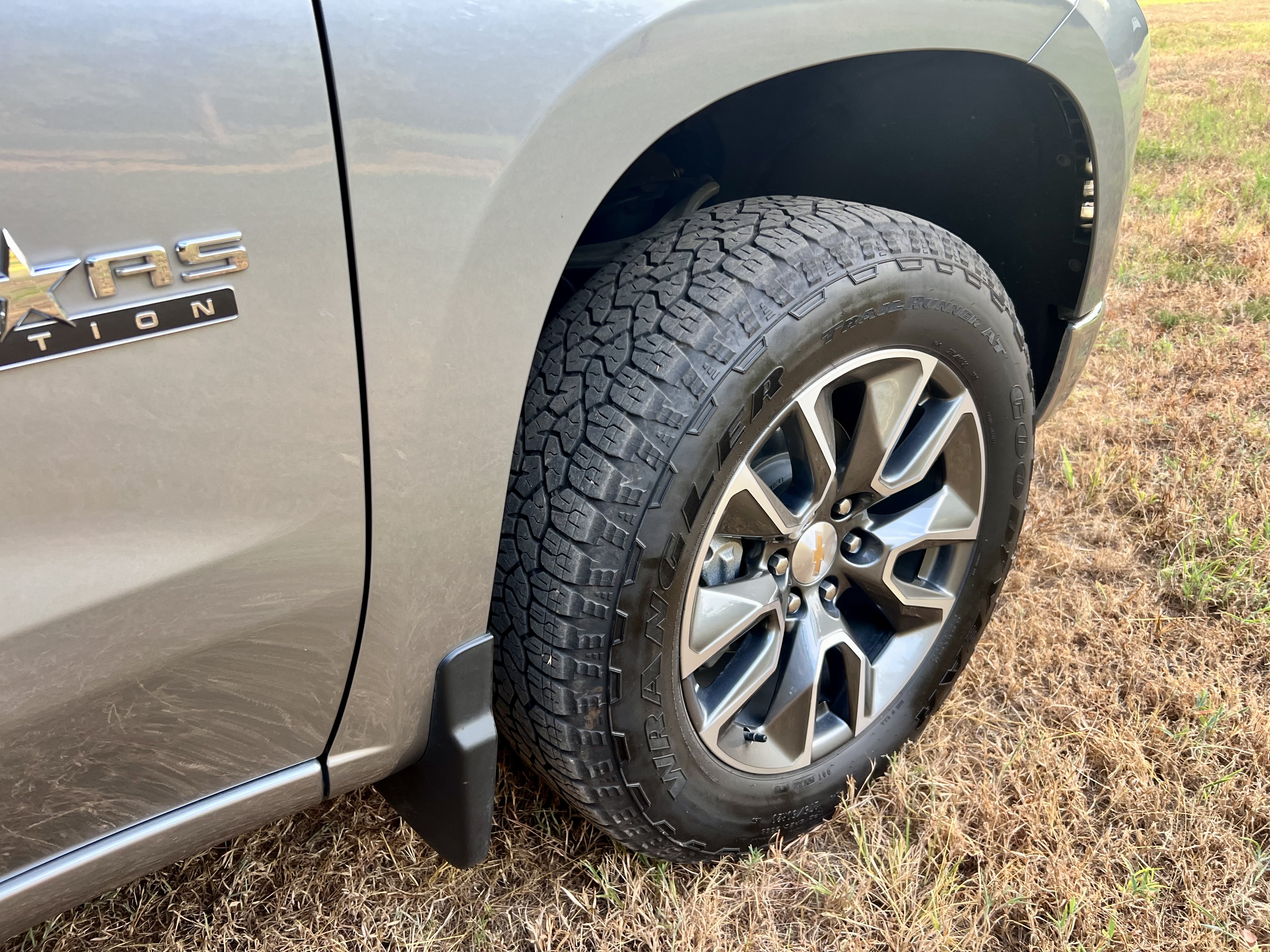 Used 2025 Chevrolet Silverado 1500 LT w/ Texas Edition Plus RWD image 19