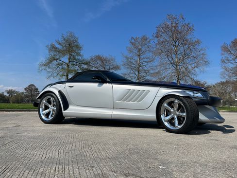 Used 2001 Plymouth Prowler RWD image 14