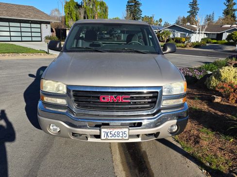 Used 2004 GMC Sierra 1500 SLE image 4