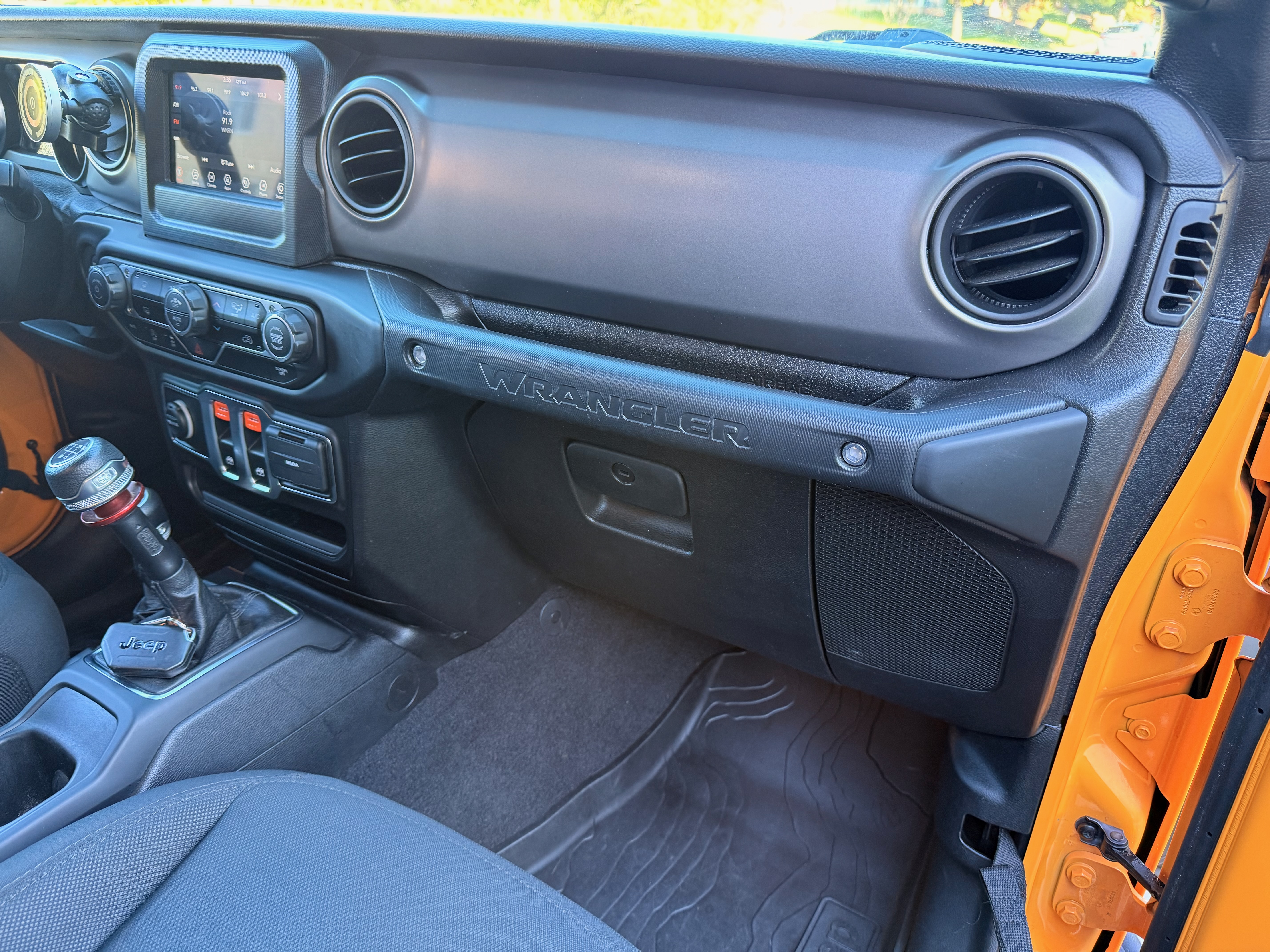 Used 2021 Jeep Wrangler Sport AWD/4WD image 24