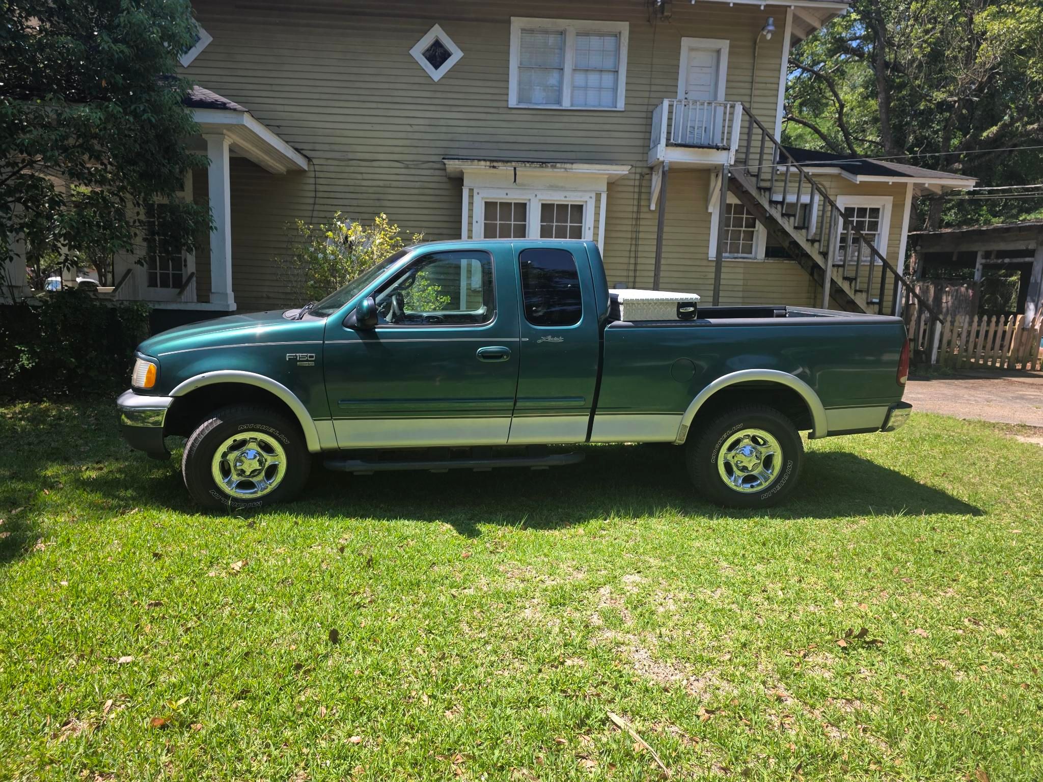 Used 1999 Ford F150 4x4 SuperCab image 2