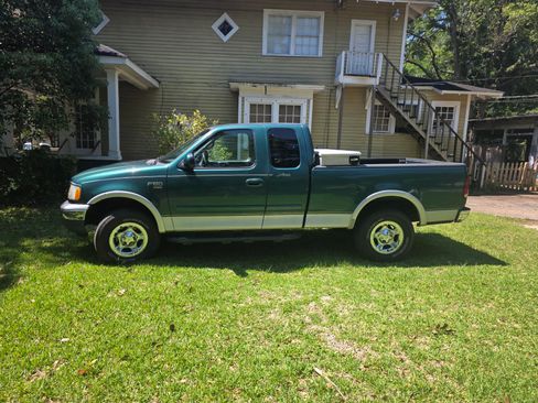 Used 1999 Ford F150 4x4 SuperCab image 2