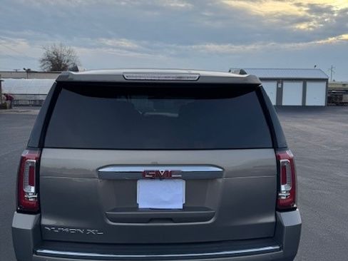 Used 2019 GMC Yukon XL Denali w/ Denali Ultimate Package image 11
