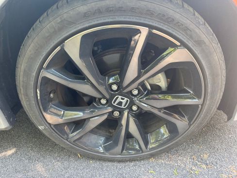 Used 2019 Honda Civic Sport image 15