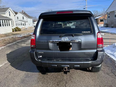 Used 2008 Toyota 4Runner SR5 w/ SR5 Extra Value Pkg 1 image 5