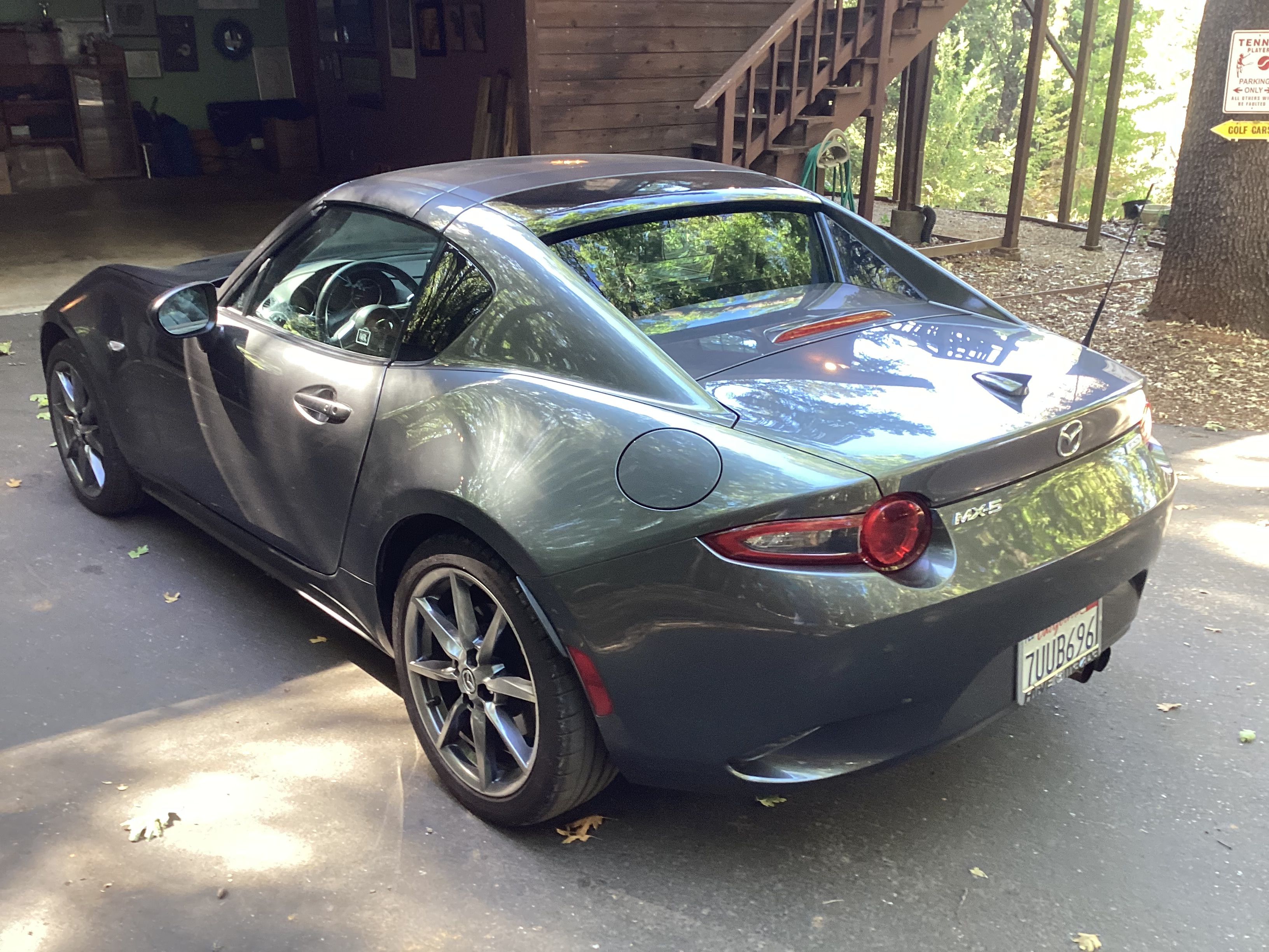 Used 2017 MAZDA MX-5 Miata RF Grand Touring RWD image 2
