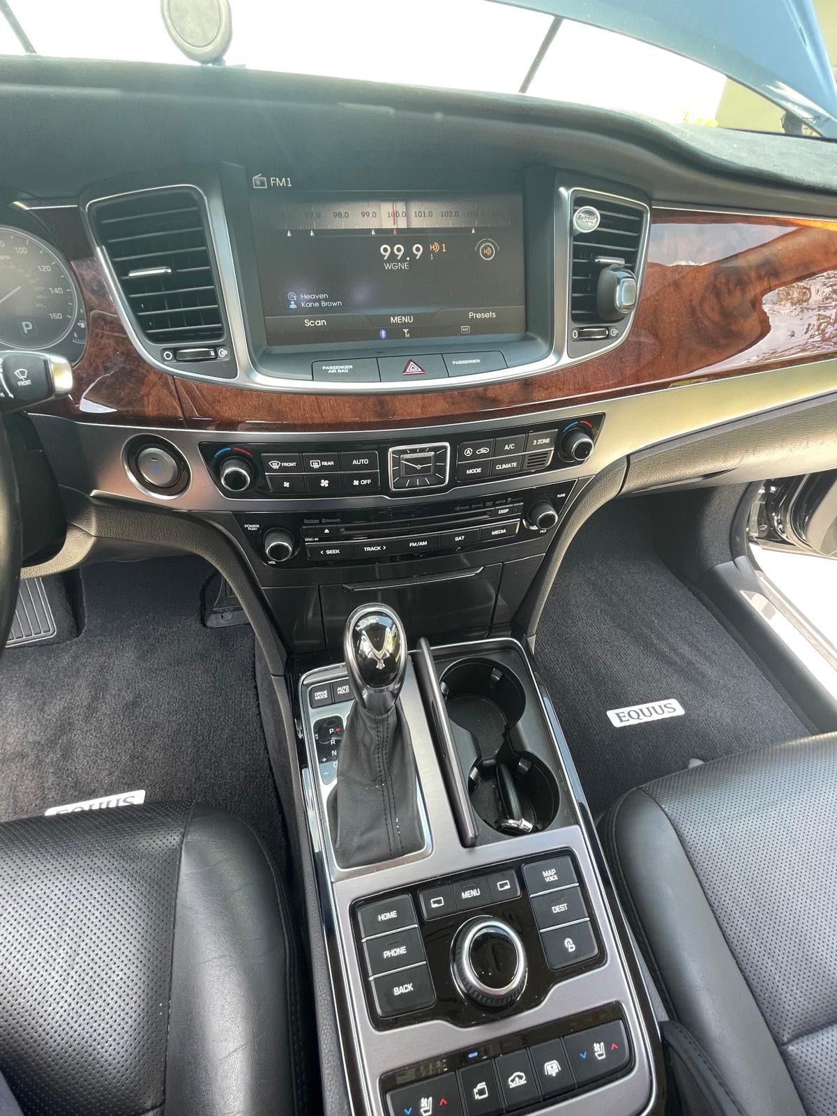 Used 2016 Hyundai Equus Ultimate RWD image 15