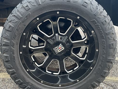 Used 2006 Dodge Ram 2500 Truck SLT image 19