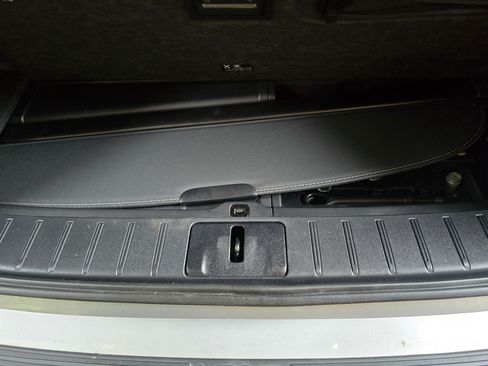 Used 2018 Lexus RX 450hL Premium w/ Premium Package image 12