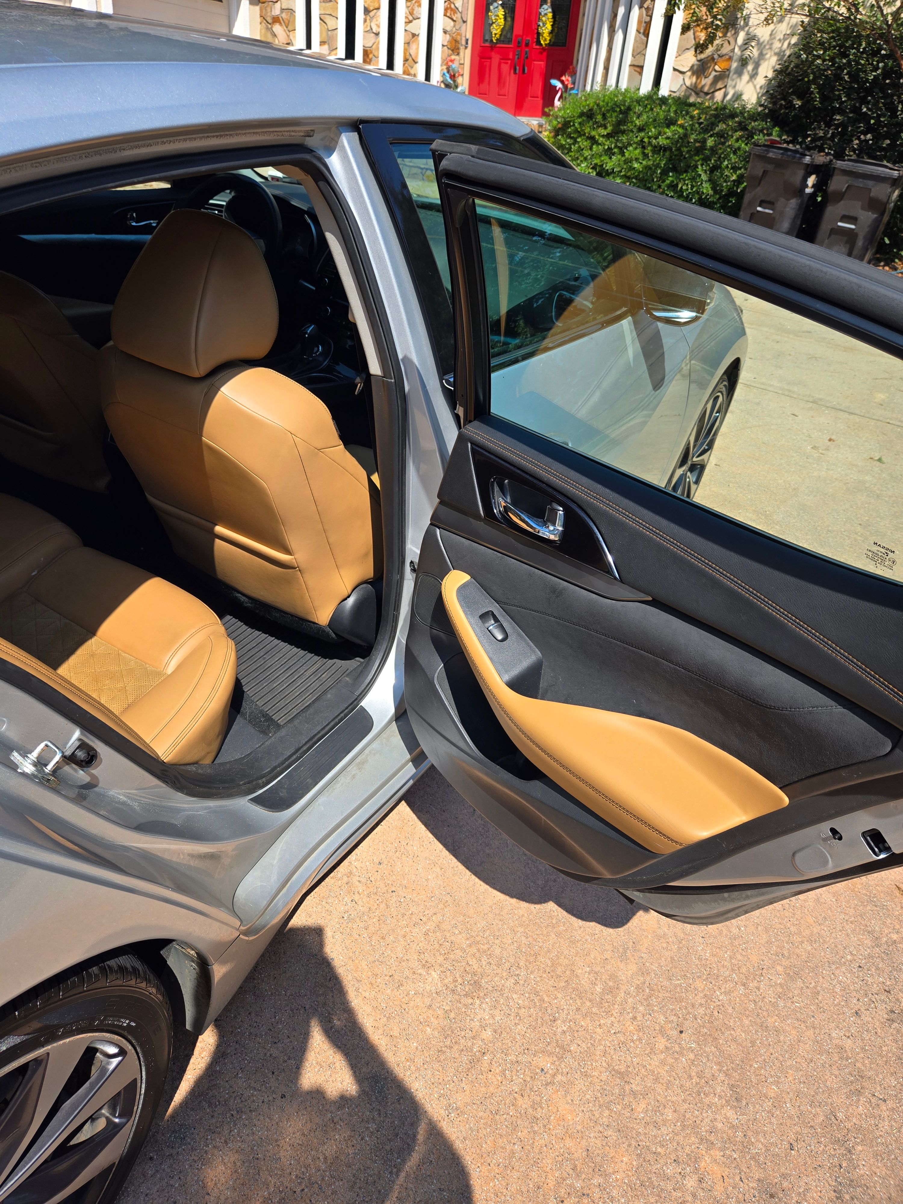 Used 2016 Nissan Maxima SR FWD image 15