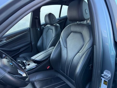 Used 2019 BMW 530i w/ Convenience Package image 20