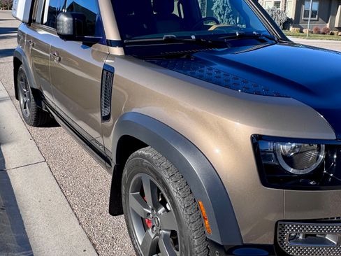 Used 2021 Land Rover Defender 110 X image 5